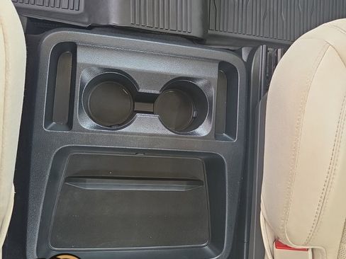 Used 2021 Ford Explorer Platinum w/ Equipment Group 601A image 33