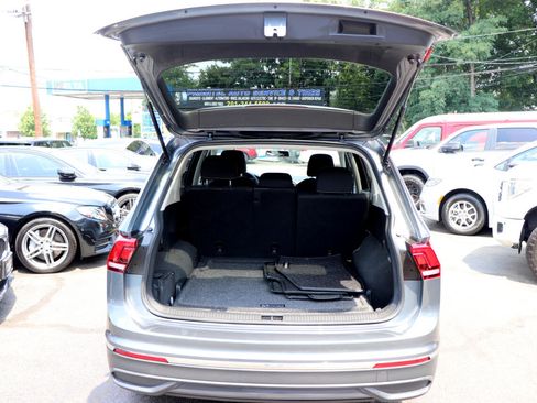 Used 2022 Volkswagen Tiguan S image 48