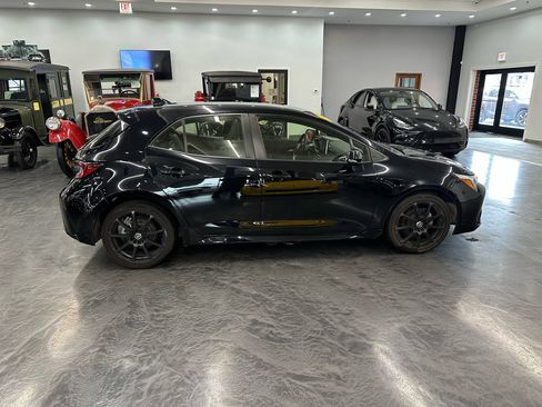 Used 2023 Toyota Corolla XSE image 4