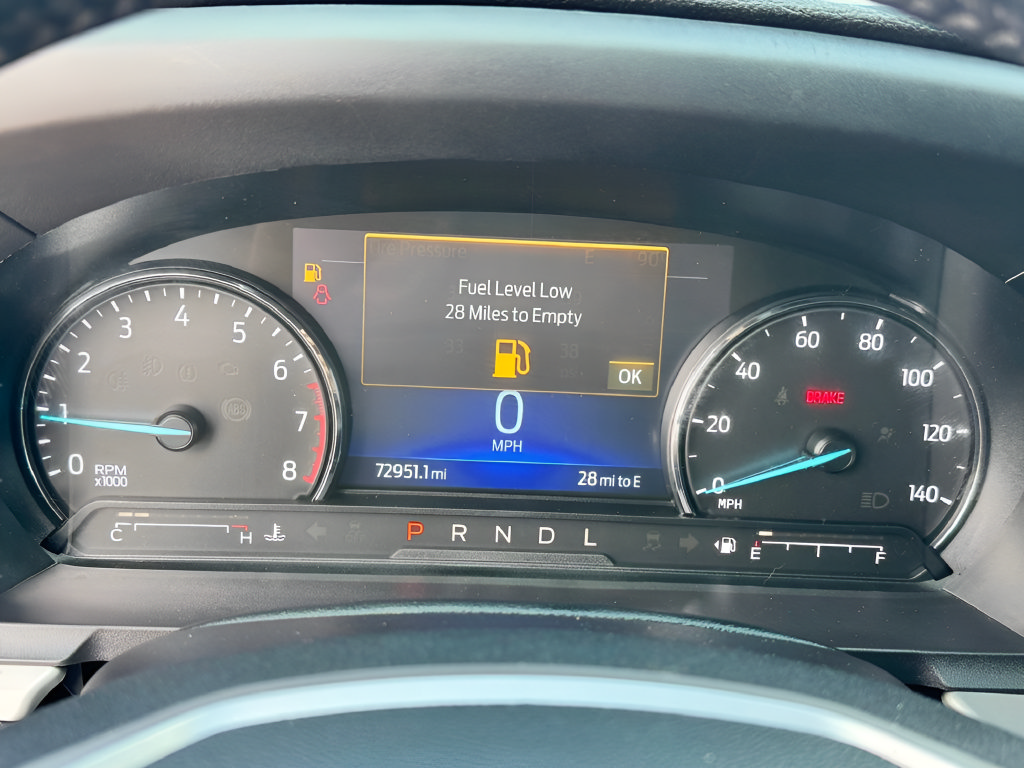 Used 2022 Ford Explorer XLT w/ Class IV Trailer Tow Package AWD/4WD image 8