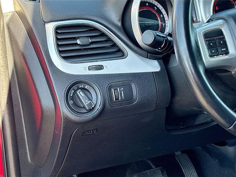 Used 2017 Dodge Journey SXT w/ Safe & Sound Group image 11