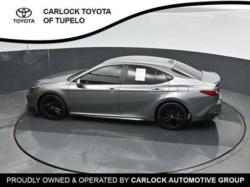 Used 2025 Toyota Camry SE FWD image 35