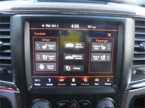 Used 2018 RAM 2500 Laramie w/ Convenience Group image 12