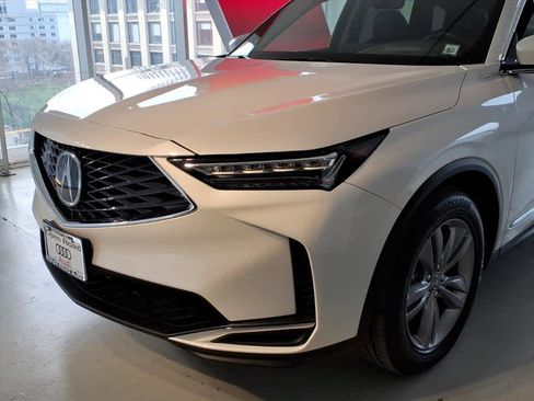 Used 2025 Acura MDX SH-AWD image 7