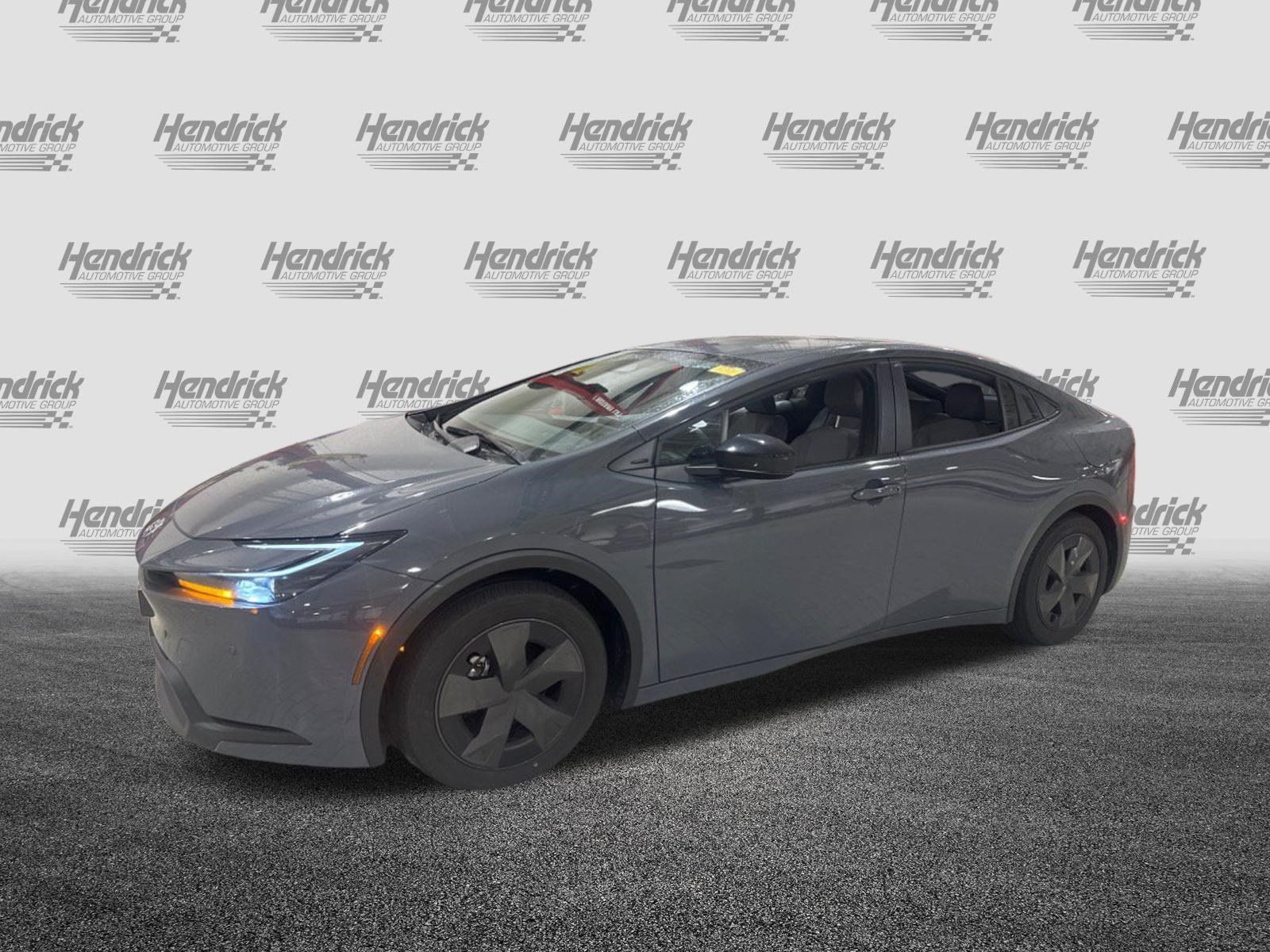 Used 2026 Toyota Prius LE FWD image 3
