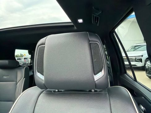 Used 2024 Cadillac Escalade Sport AWD/4WD image 41