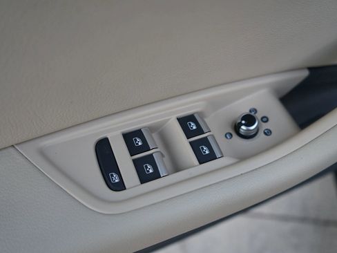 Used 2018 Audi A4 2.0T Ultra Premium w/ Convenience Package image 22