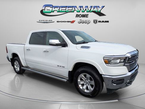 Used 2022 RAM 1500 Laramie AWD/4WD image 1