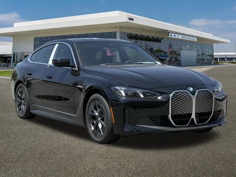 New 2026 BMW i4 eDrive40 w/ Premium Package RWD image 2