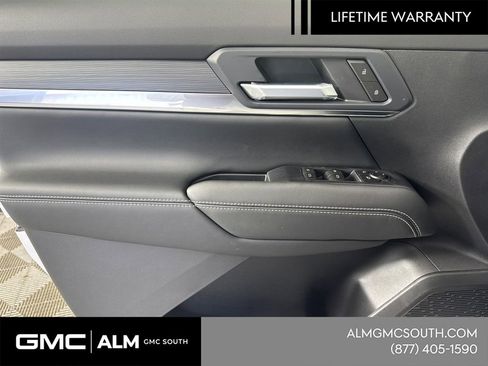 New 2026 GMC Terrain Elevation w/ Black Edition FWD image 12