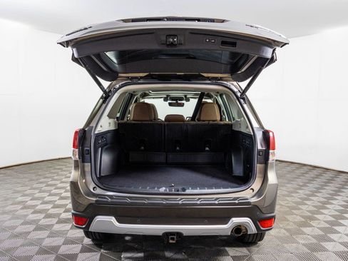 Used 2020 Subaru Forester Touring w/ Popular Package #2 AWD/4WD image 43
