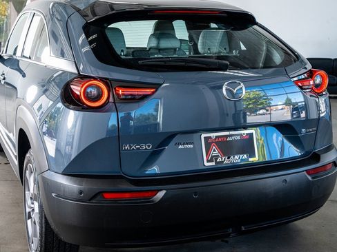 Used 2022 MAZDA MX-30 Electric w/ Premium Package image 21