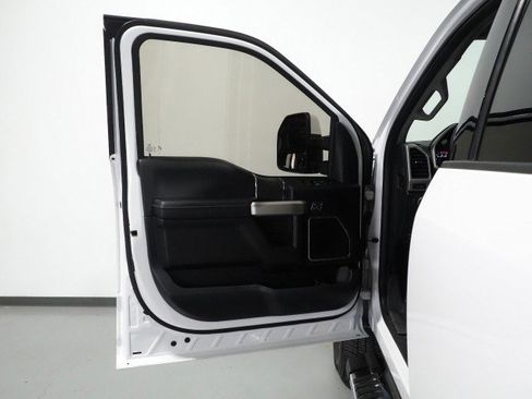 Used 2020 Ford F250 Lariat w/ Lariat Value Package image 57