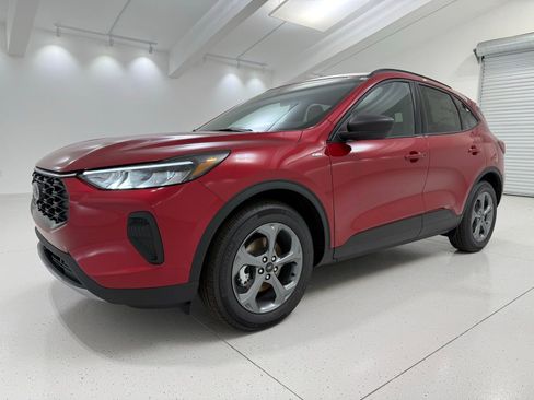 New 2026 Ford Escape ST-Line w/ Tech Pack #1 image 3