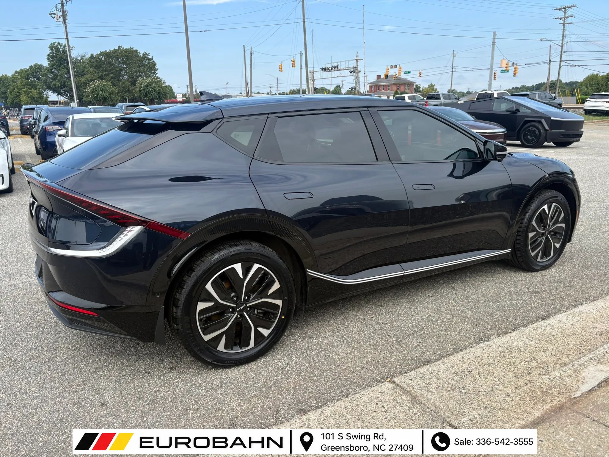 Used 2022 Kia EV6 Wind w/ Wind Technology Package AWD/4WD image 29