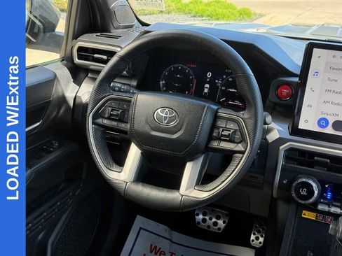 Used 2024 Toyota Tacoma TRD Sport AWD/4WD image 14