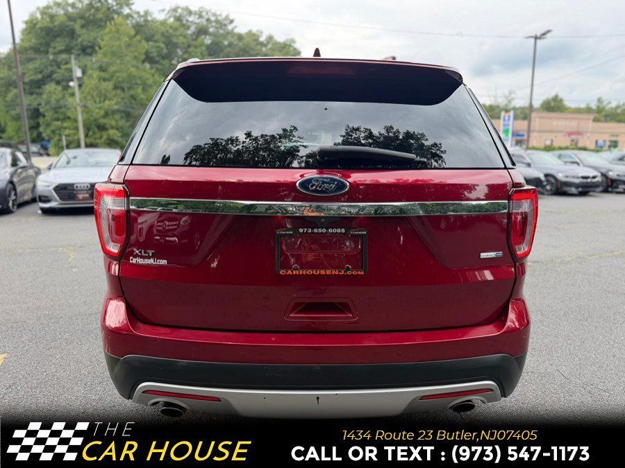 Used 2016 Ford Explorer XLT w/ Equipment Group 202A AWD/4WD image 6