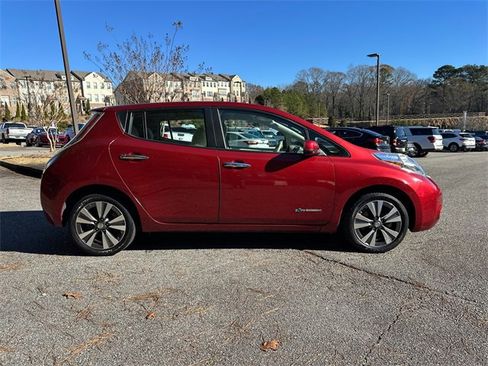 Used 2015 Nissan Leaf SV w/ LED & Quick Charge Package image 8