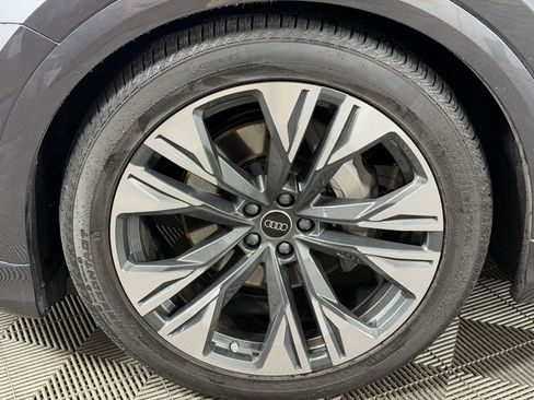 Certified 2026 Audi Q8 Premium Plus AWD/4WD image 12