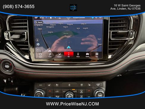 Used 2023 Dodge Durango R/T image 17