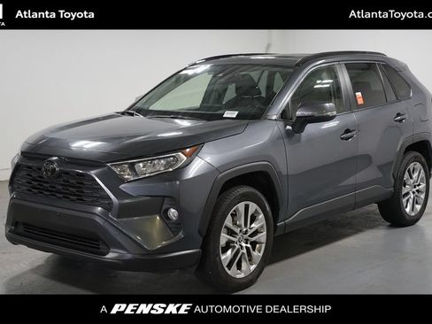 Used 2019 Toyota RAV4 XLE Premium FWD image 1