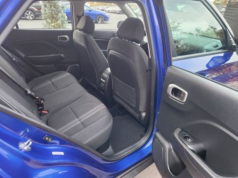 Certified 2024 Hyundai Venue SEL image 14