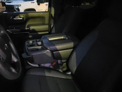 Used 2024 Chevrolet Silverado 1500 Custom Trail Boss w/ Midnight Edition AWD/4WD image 22