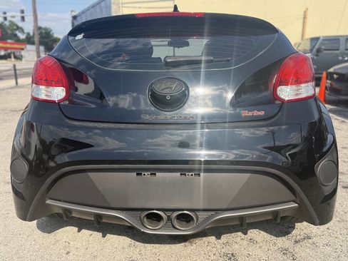 Used 2016 Hyundai Veloster Turbo image 3