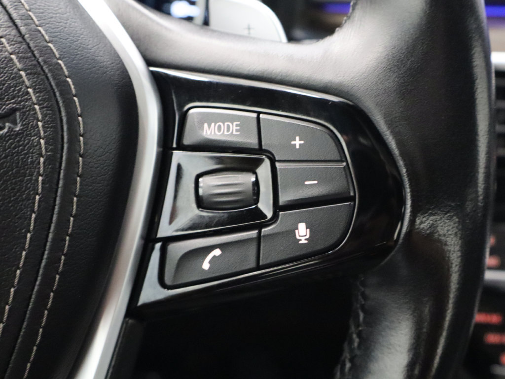 Used 2019 BMW 530e xDrive w/ Convenience Package AWD/4WD image 26
