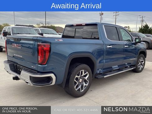 Used 2024 GMC Sierra 1500 SLT w/ SLT Premium Plus Package image 5