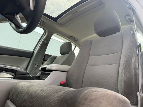 Used 2009 Honda Accord EX image 11