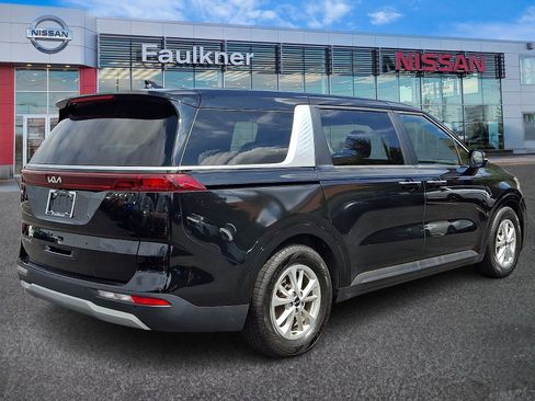 Used 2022 Kia Carnival LX FWD image 6