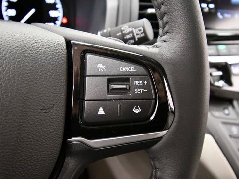 Certified 2025 Honda Odyssey EX-L image 24