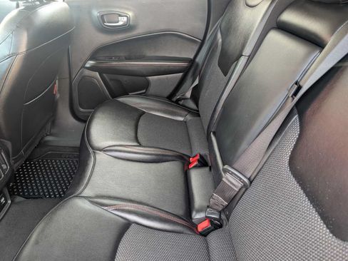 Used 2021 Jeep Compass Trailhawk AWD/4WD image 15
