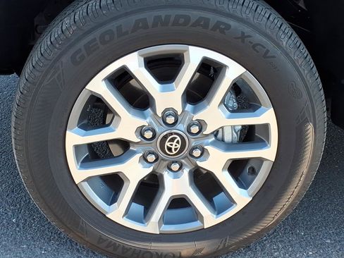 Used 2025 Toyota Tundra 1794 Edition image 9