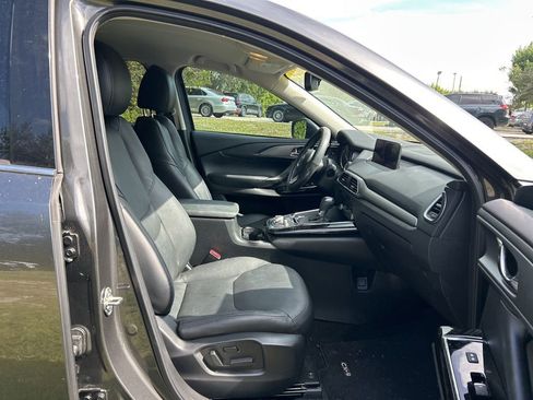 Used 2022 MAZDA CX-9 Touring image 34