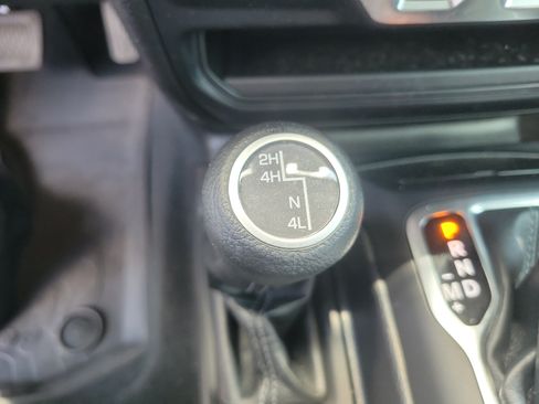 Used 2024 Jeep Wrangler Sport AWD/4WD image 28