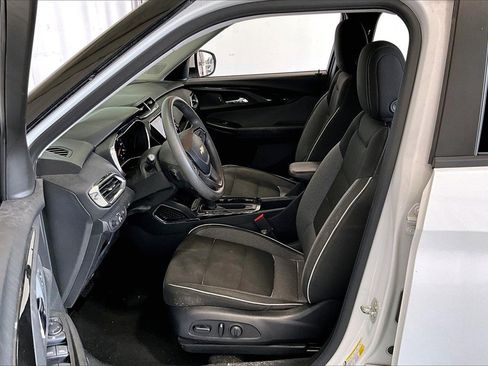 Used 2021 Chevrolet TrailBlazer LT w/ Convenience Package image 15