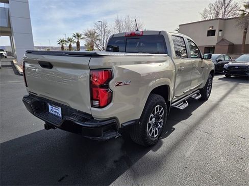 Used 2023 Chevrolet Colorado Z71 w/ Z71 Convenience Package 2 image 4
