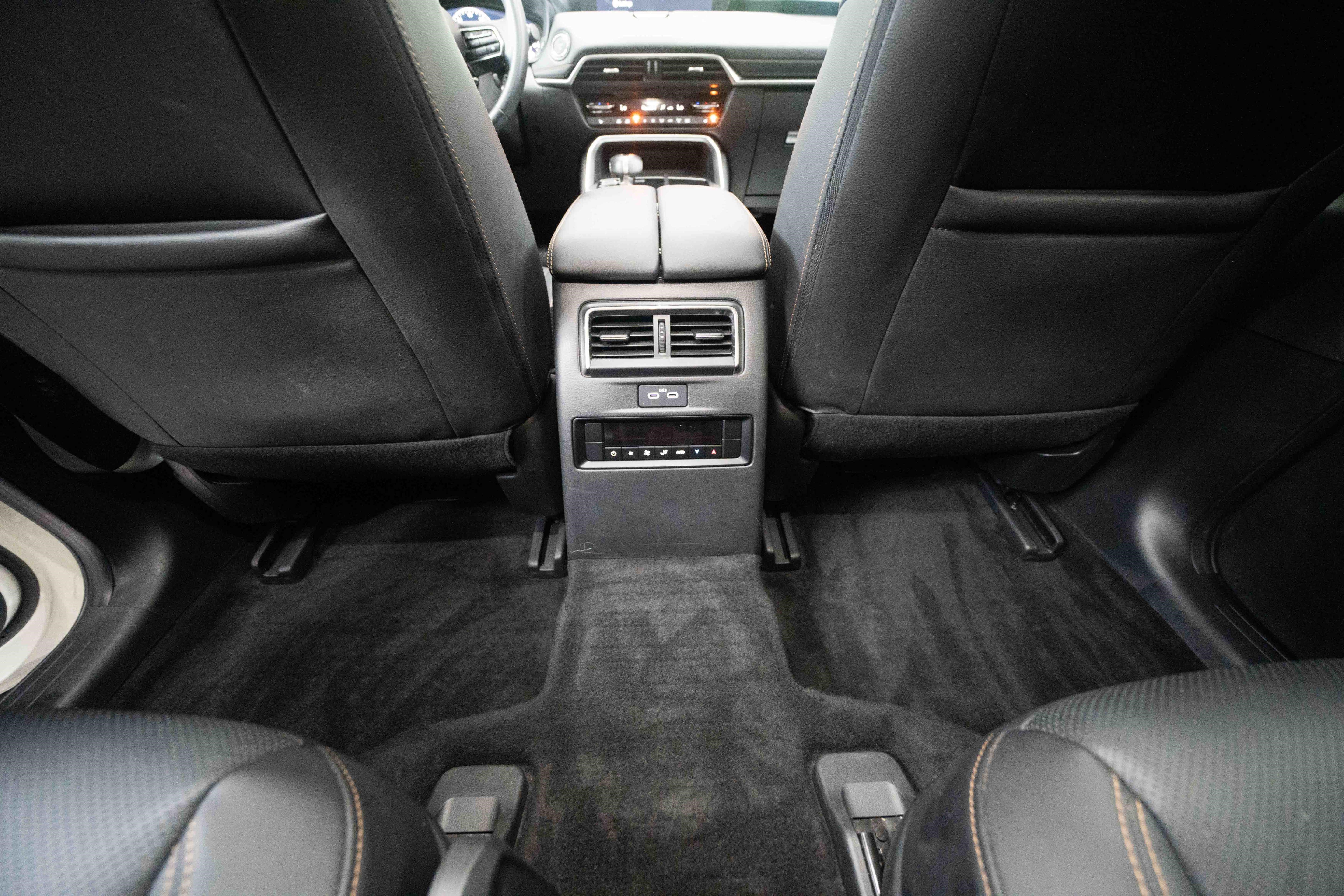 Used 2024 MAZDA CX-90 Plug-In Hybrid w/ Preferred AWD/4WD image 22