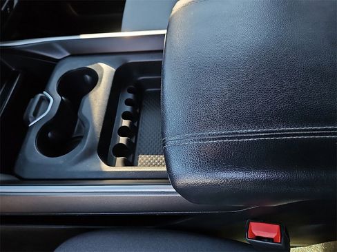 Used 2021 RAM 1500 Lone Star image 26