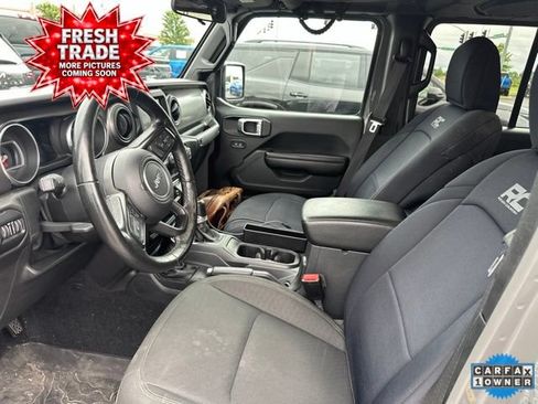 Used 2021 Jeep Gladiator Sport AWD/4WD image 6