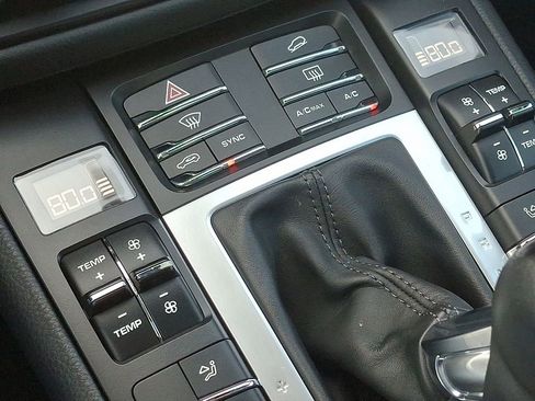 Used 2021 Porsche Macan GTS image 17