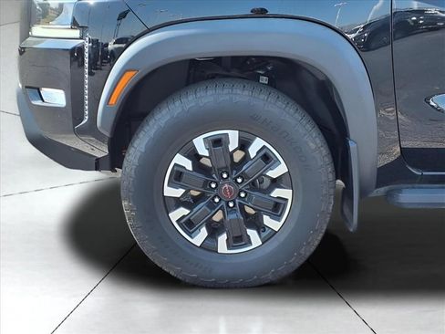 Used 2023 Nissan Frontier PRO-4X w/ Technology Package image 20