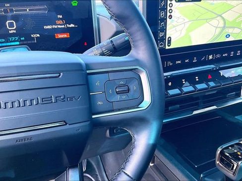 Used 2024 GMC Hummer EV 3X w/ Extreme Off-Road Package image 12
