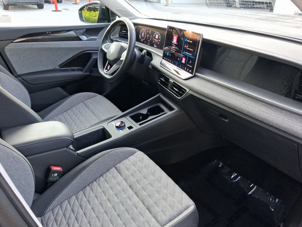 Used 2026 Volkswagen Tiguan S FWD image 26