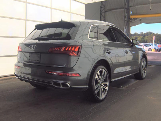 Used 2018 Audi SQ5 Premium Plus AWD/4WD image 3