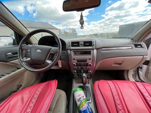 Used 2011 Ford Fusion SEL FWD image 30