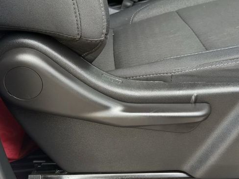 Certified 2025 Chevrolet Silverado 1500 LT w/ Safety Package image 30