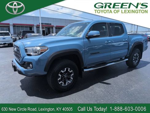Used 2019 Toyota Tacoma TRD Off-Road AWD/4WD image 1